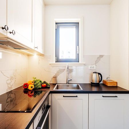 Lustica Apartments Central Tivat Buitenkant foto