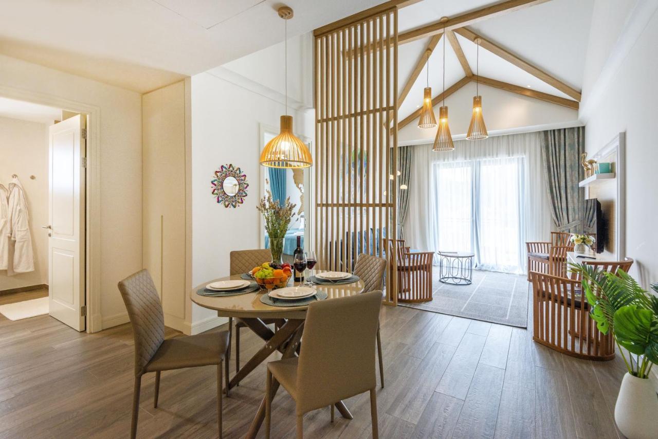 Lustica Apartments Central Tivat Buitenkant foto