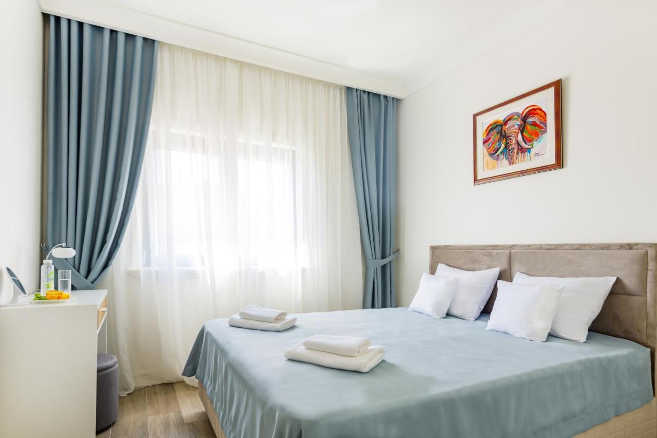 Lustica Apartments Central Tivat Buitenkant foto