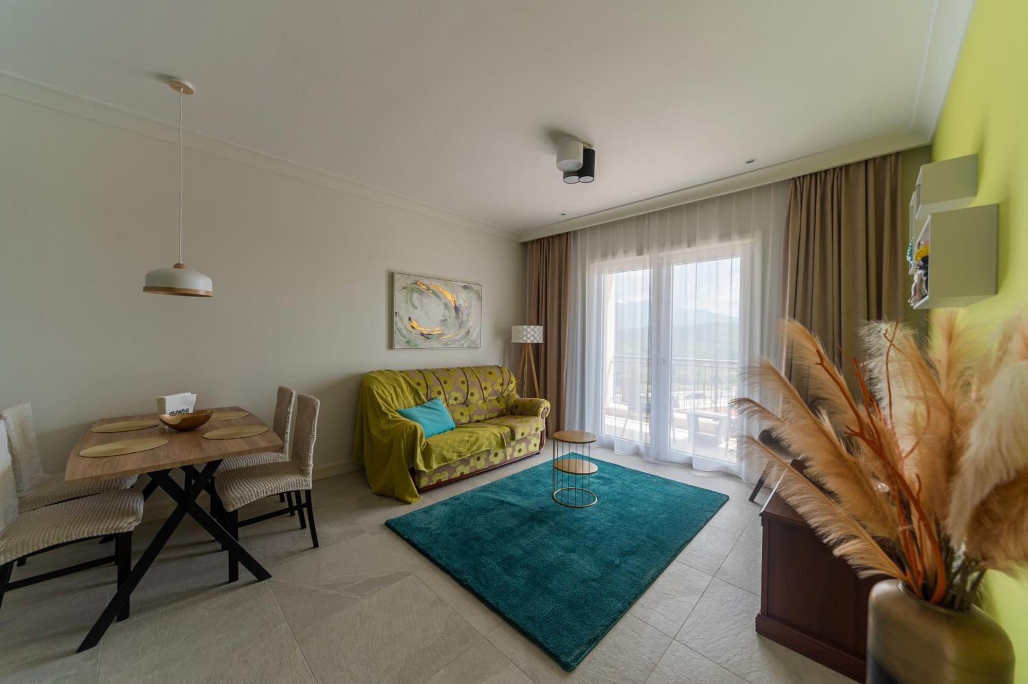 Lustica Apartments Central Tivat Buitenkant foto
