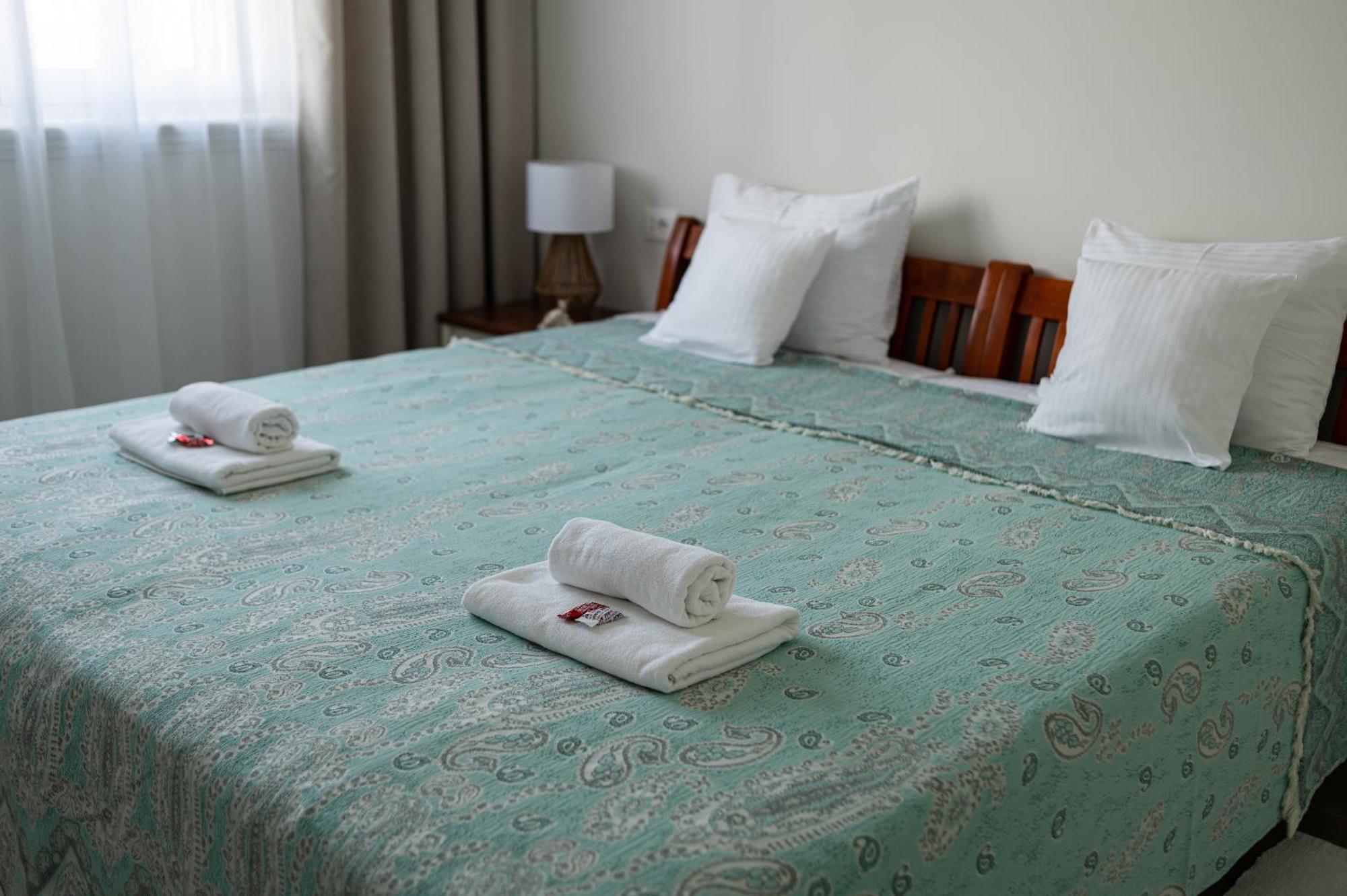 Lustica Apartments Central Tivat Buitenkant foto